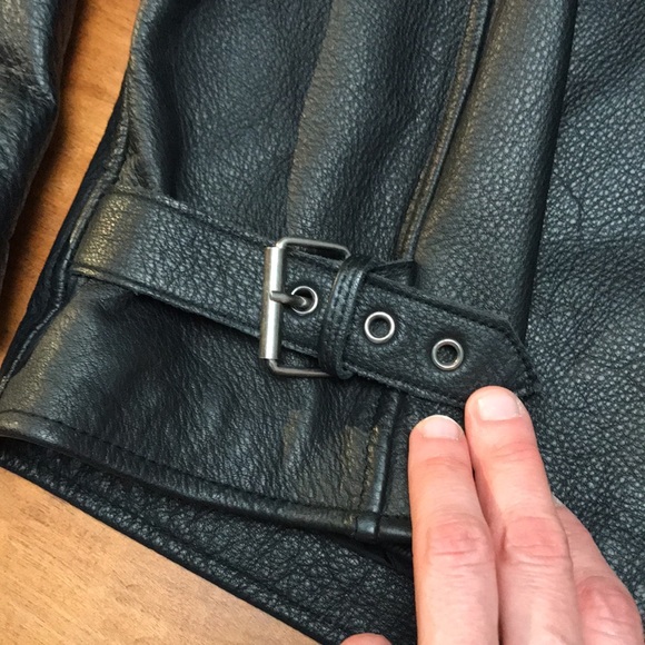 Harley Davidson Leather Jacket - Picture 14 of 17